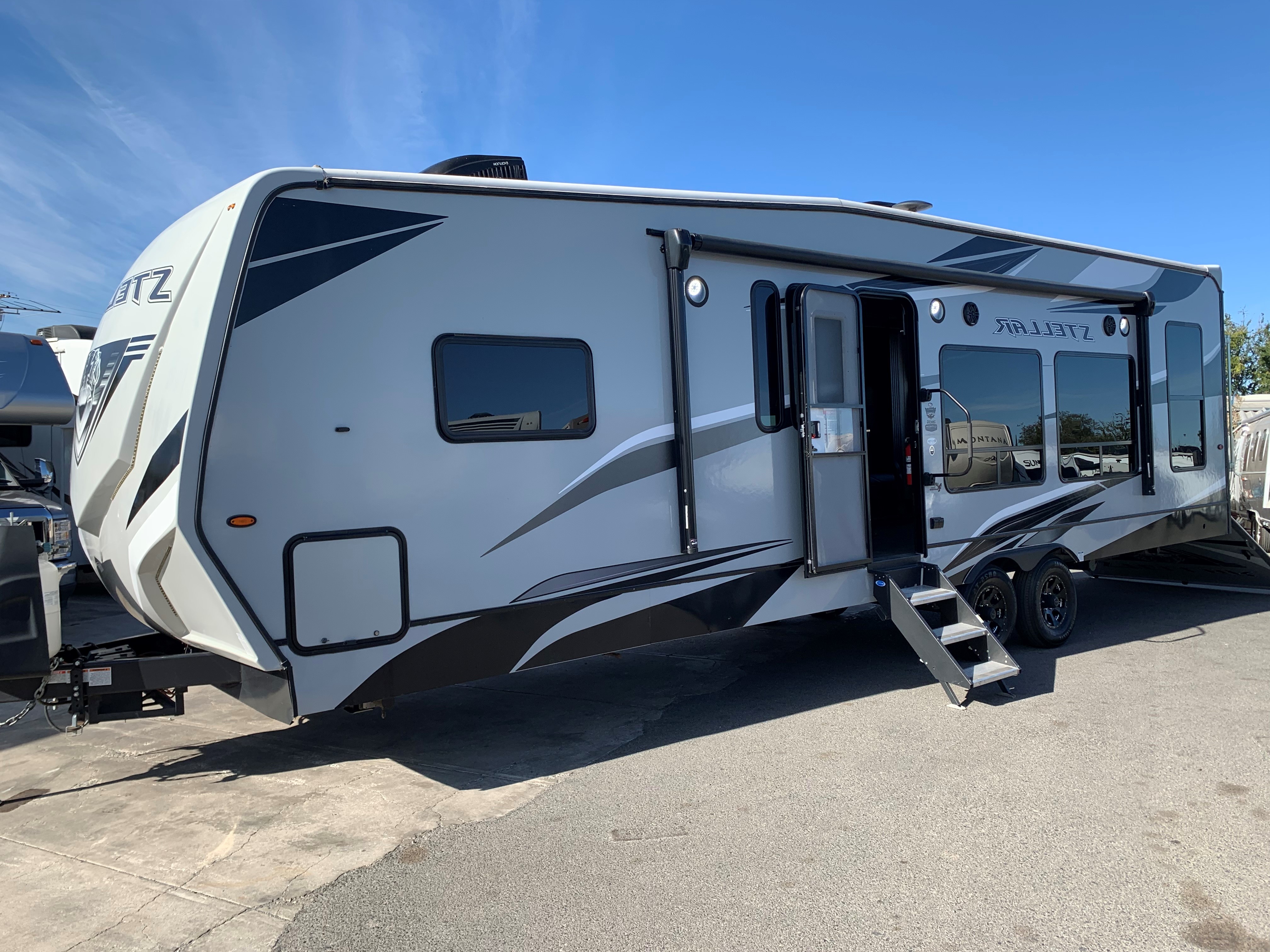 2022 Stellar Eclipse (Attitude) Toy Hauler