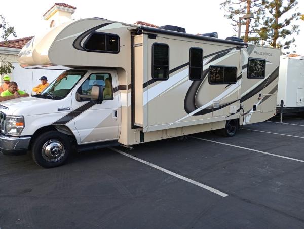 2021 Thor Motor Coach Four Winds